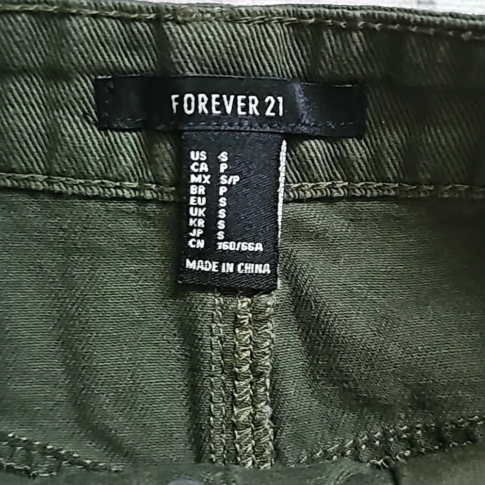 Forever 21 Olive Green Button-Front Midi Skirt - Picture 3 of 7